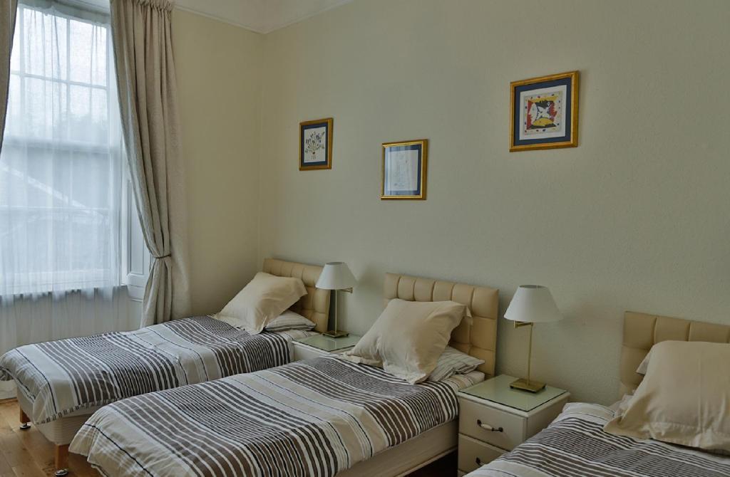 Grampian Hotel Dundee Rum bild